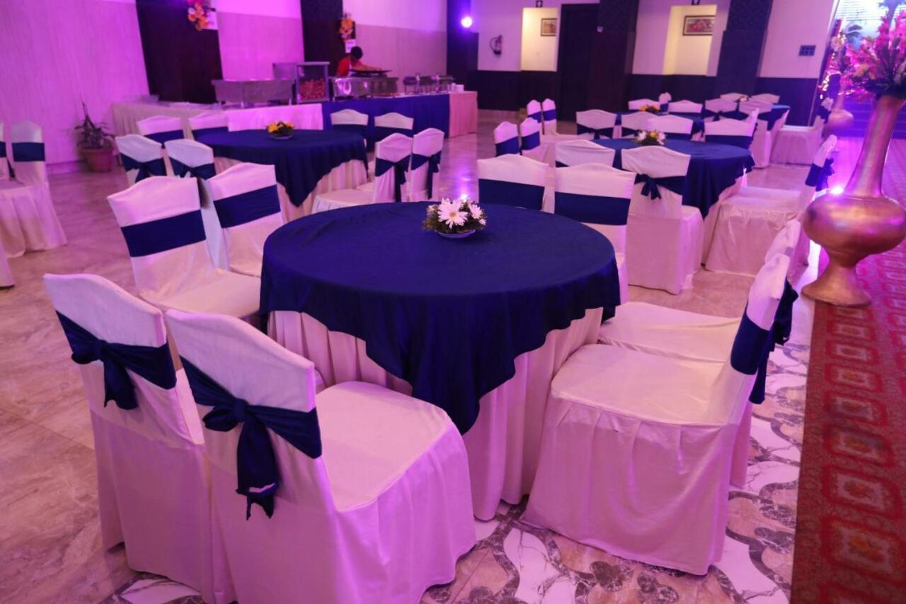 Vijay Paradise Lucknow Exterior photo