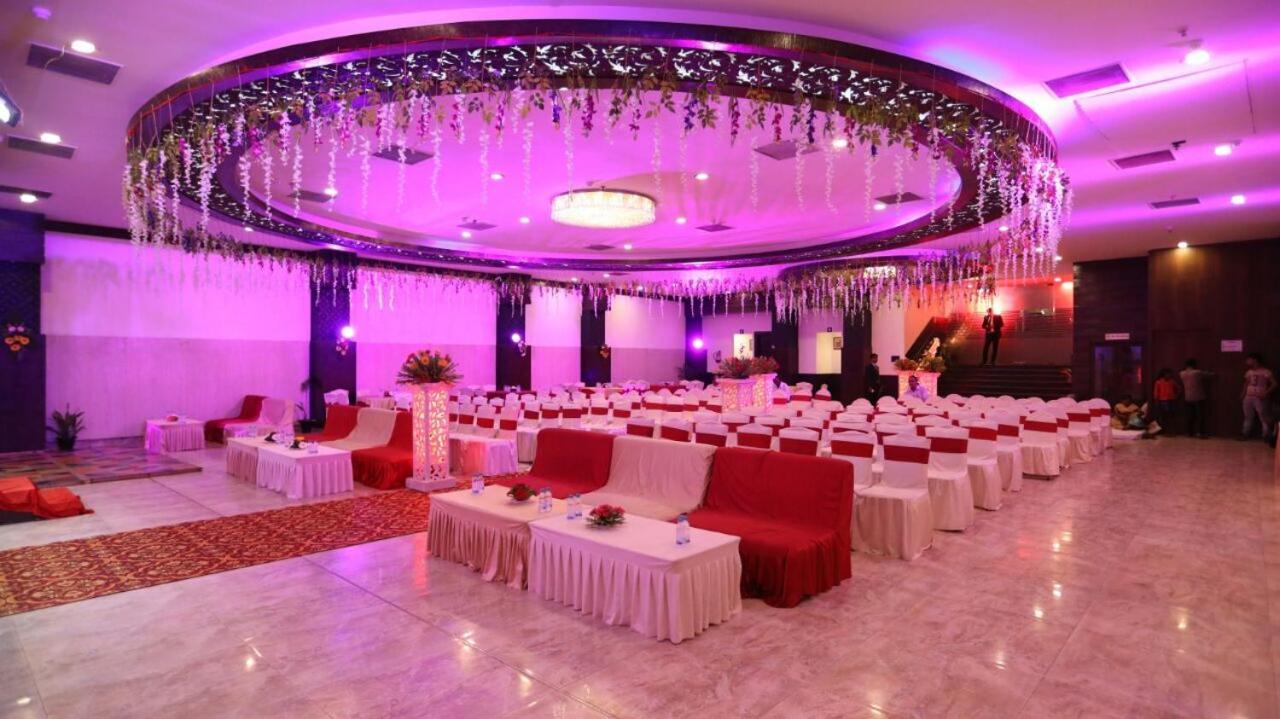 Vijay Paradise Lucknow Exterior photo